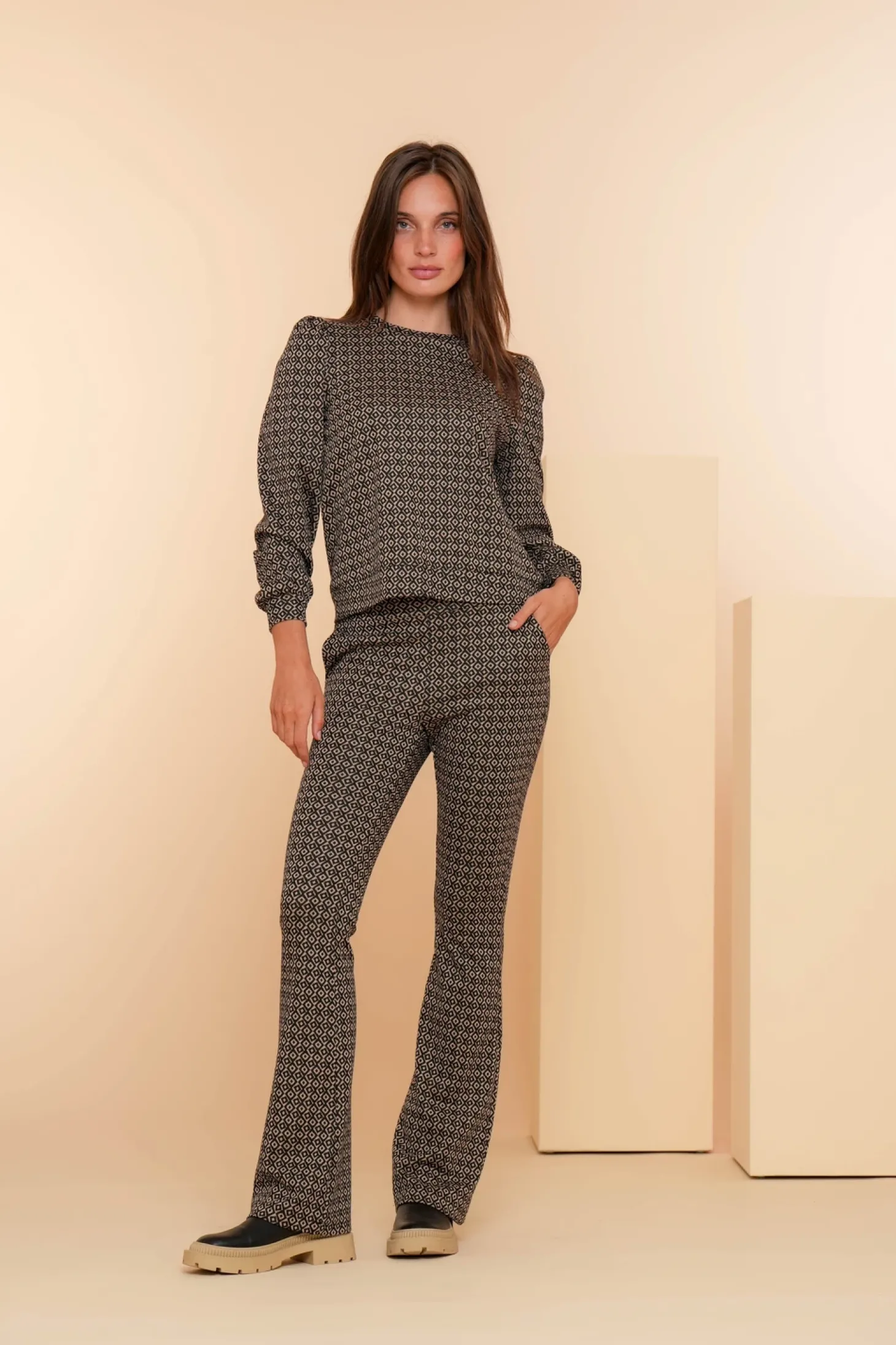 Broeken*Geisha Fashion Geisha Dames Broek Met Minimal Print 41552-70 zwart