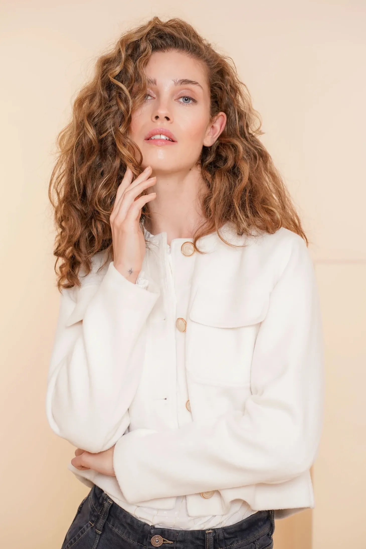 Jasjes & Blazers*Geisha Fashion Geisha Dames Korte Blazer Met Gouden Knopen 45514-10 off-white