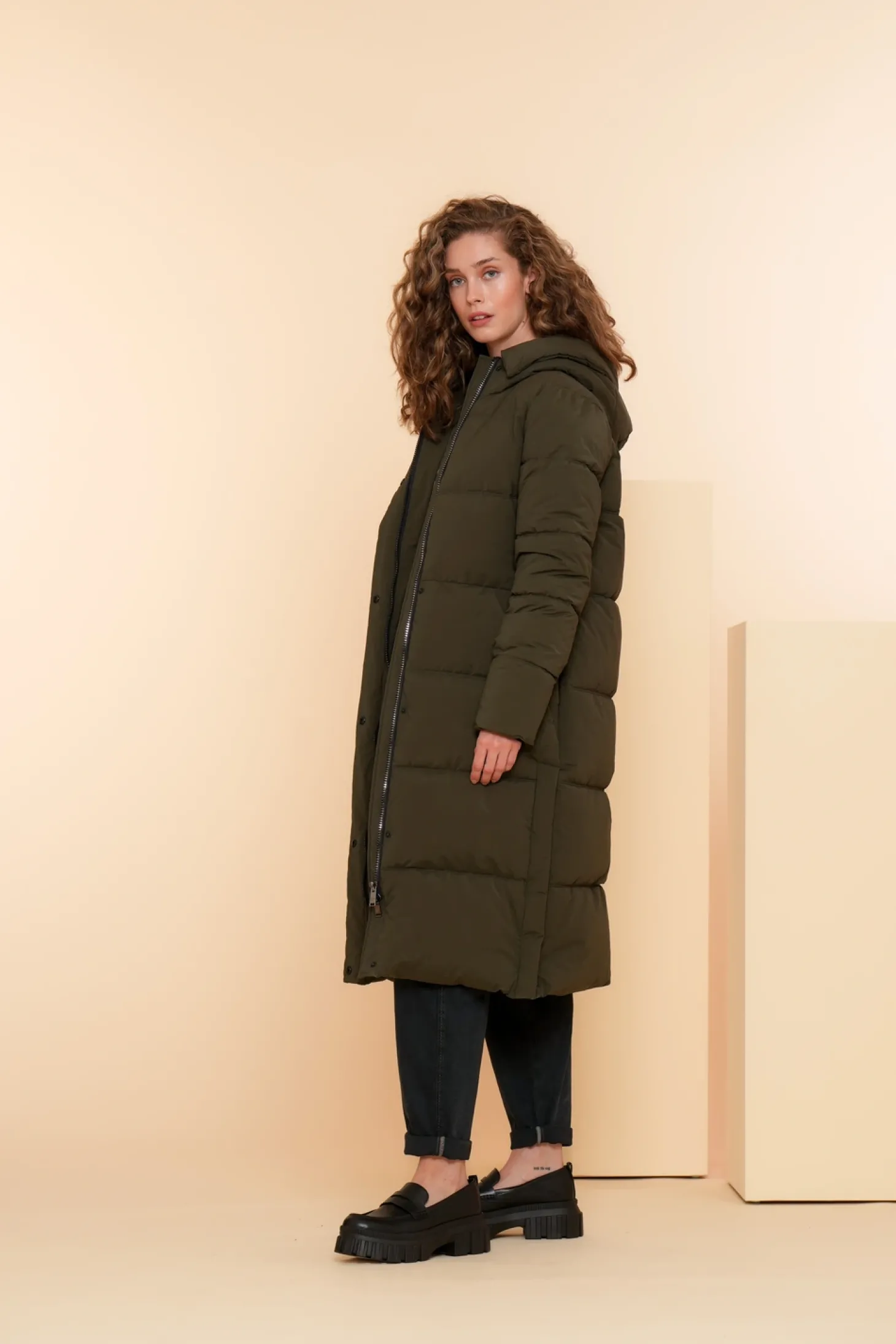 Jassen & Jacks*Geisha Fashion Geisha Dames Lange Pufferjas Met Capuchon 48522-21 dark green