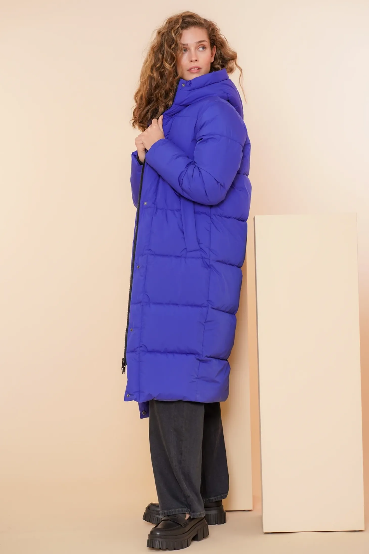 Jassen & Jacks*Geisha Fashion Geisha Dames Lange Warme Pufferjas 48515-21 cobalt