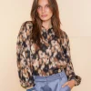 Blouses*Geisha Fashion Geisha Dames Zijdezachte Blouse Met Print 43672-20 sand