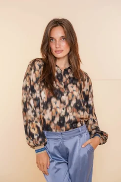 Blouses*Geisha Fashion Geisha Dames Zijdezachte Blouse Met Print 43672-20 sand