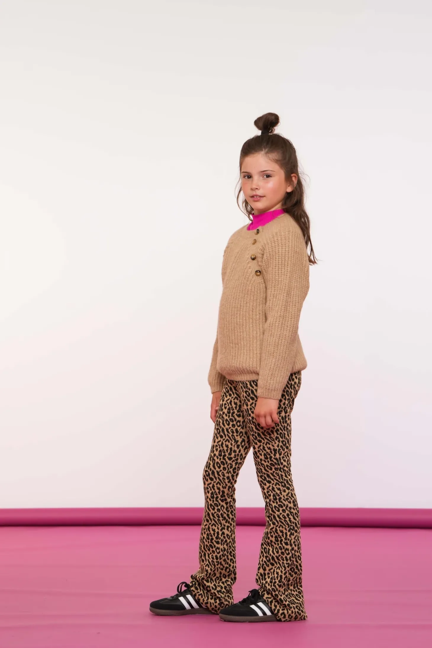 Truien & Vesten*Geisha Fashion Geisha Girls Gebreide Trui Met Knoopjes 44590K-43 sand